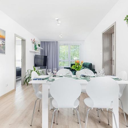 Apartament Deluxe Platany C38 By Renters Kołobrzeg Exterior foto