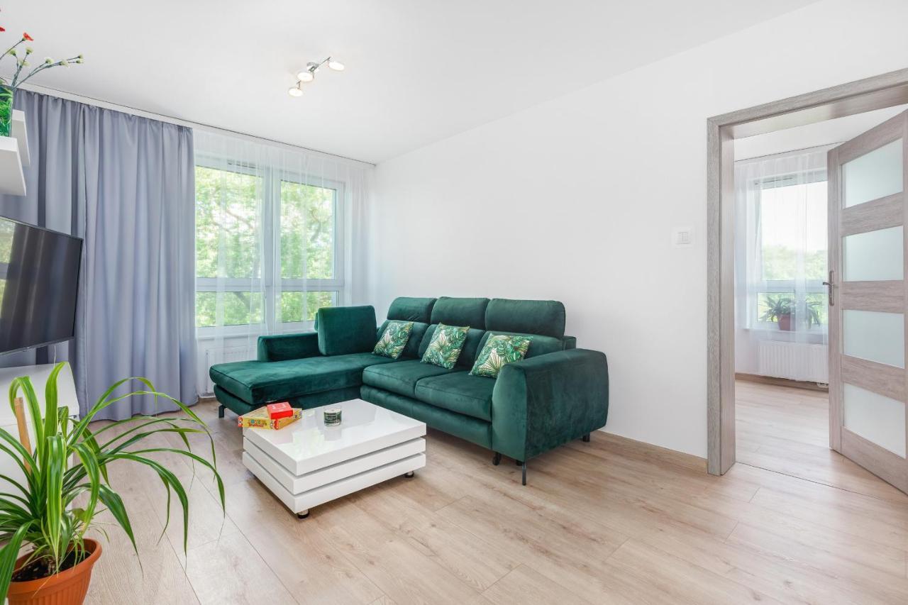 Apartament Deluxe Platany C38 By Renters Kołobrzeg Exterior foto